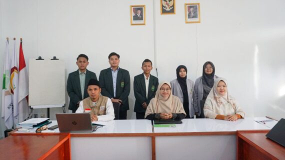Sidang Munaqasyah Perdana Mahasiswa Prodi Ilmu Al-Qur’an dan Tafsir STIQ As-Syifa Dimulai