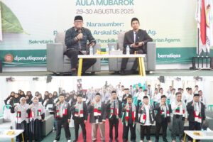 Stadium General PBAK 2025: Mahasiswa Baru STIQ As-Syifa Raih Tips Sukses Akademik dan Kehidupan dari Sekjen Pendis Kemenag