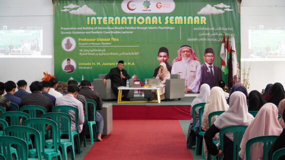 STIQ As-Syifa Sukses Gelar Seminar Internasional, Bedah Buku “Nikah Tenang” Bersama Prof. Ouissal Tika